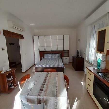 Breve Ristoro Apartment Parma Luaran gambar